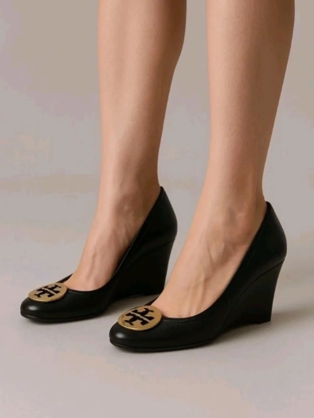 Tory Burch Sally Black Leather Peep Toe Wedge Size 6